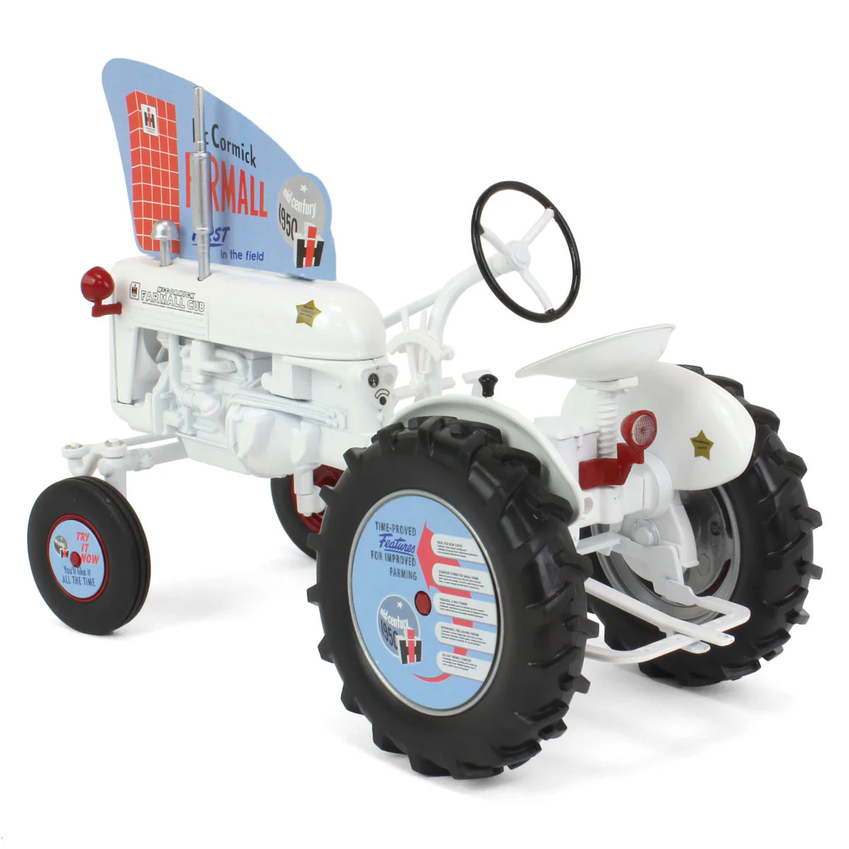 (B&D) 1/16 IH Farmall Cub White Demonstrator Tractor by SpecCast - Damaged Item - Image 4