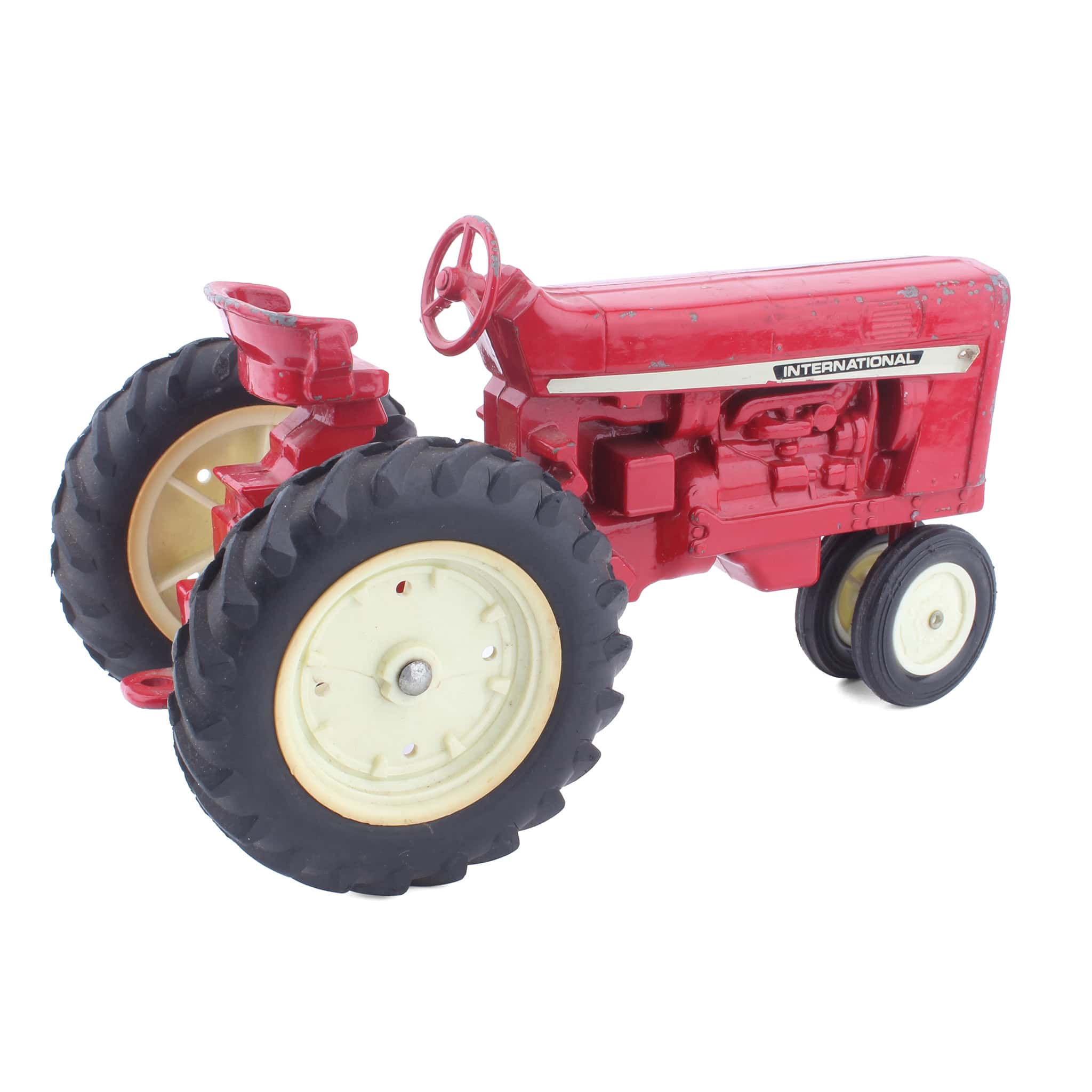 (B&D) 1/16 International Harvester Tractor, No Model Number by ERTL - Damaged Item, LOOSE - Image 2