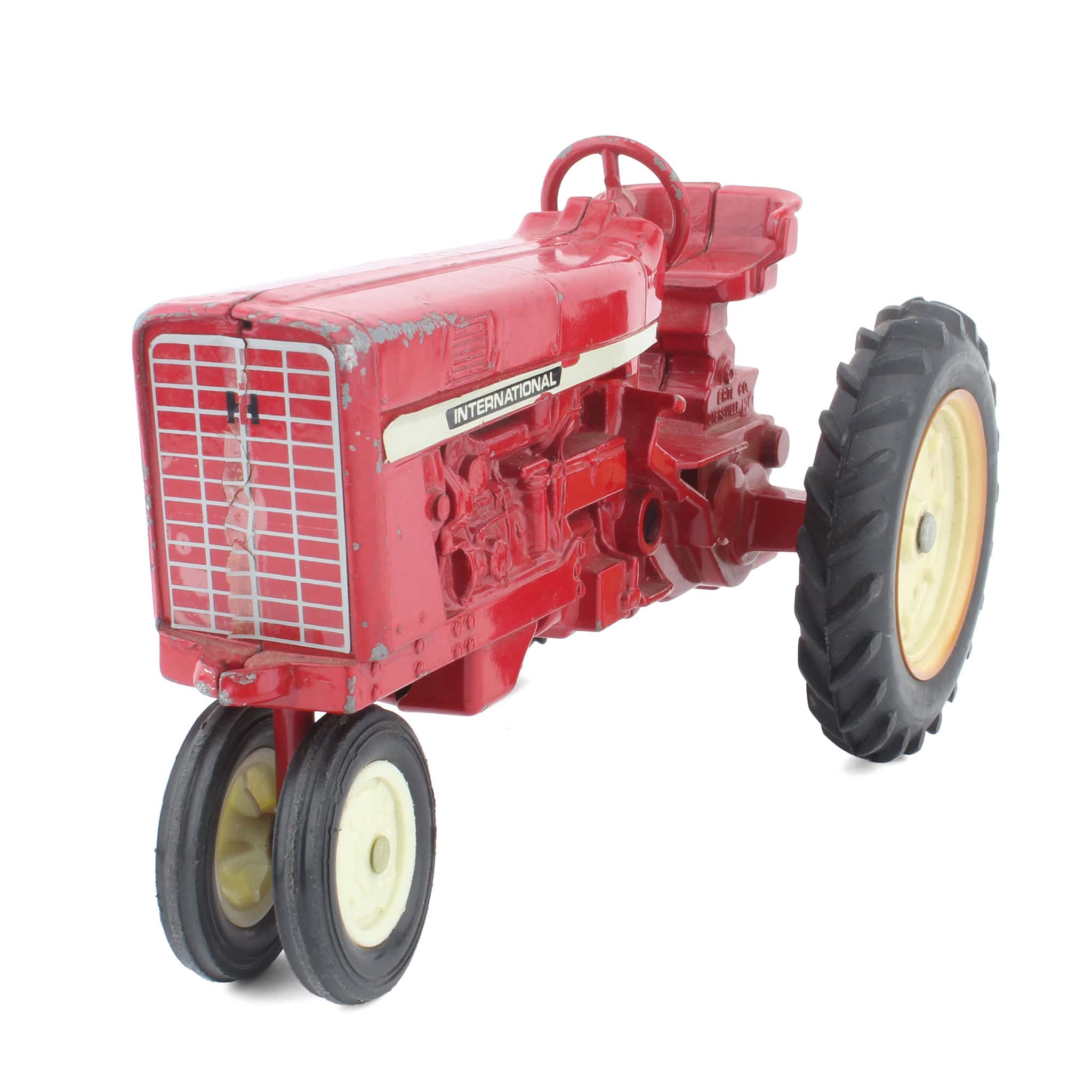 (B&D) 1/16 International Harvester Tractor, No Model Number by ERTL - Damaged Item, LOOSE - Image 4