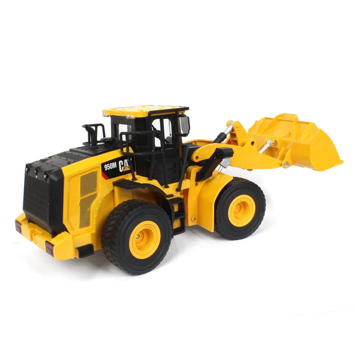 (B&D) 1/24 Radio Control Caterpillar 950M Wheel Loader, Made of Durable Plastic - Damaged Item - Image 4