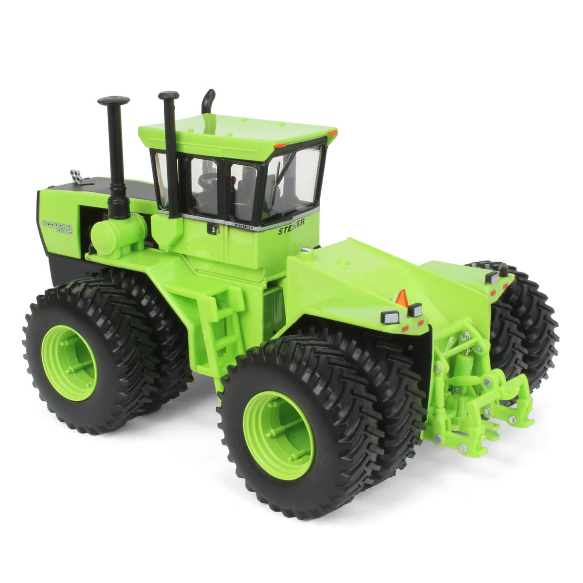 (B&D) 1/32 Steiger Cougar IV Tractor with Front & Rear Duals, ERTL Prestige Collection - Damaged Box - Image 4