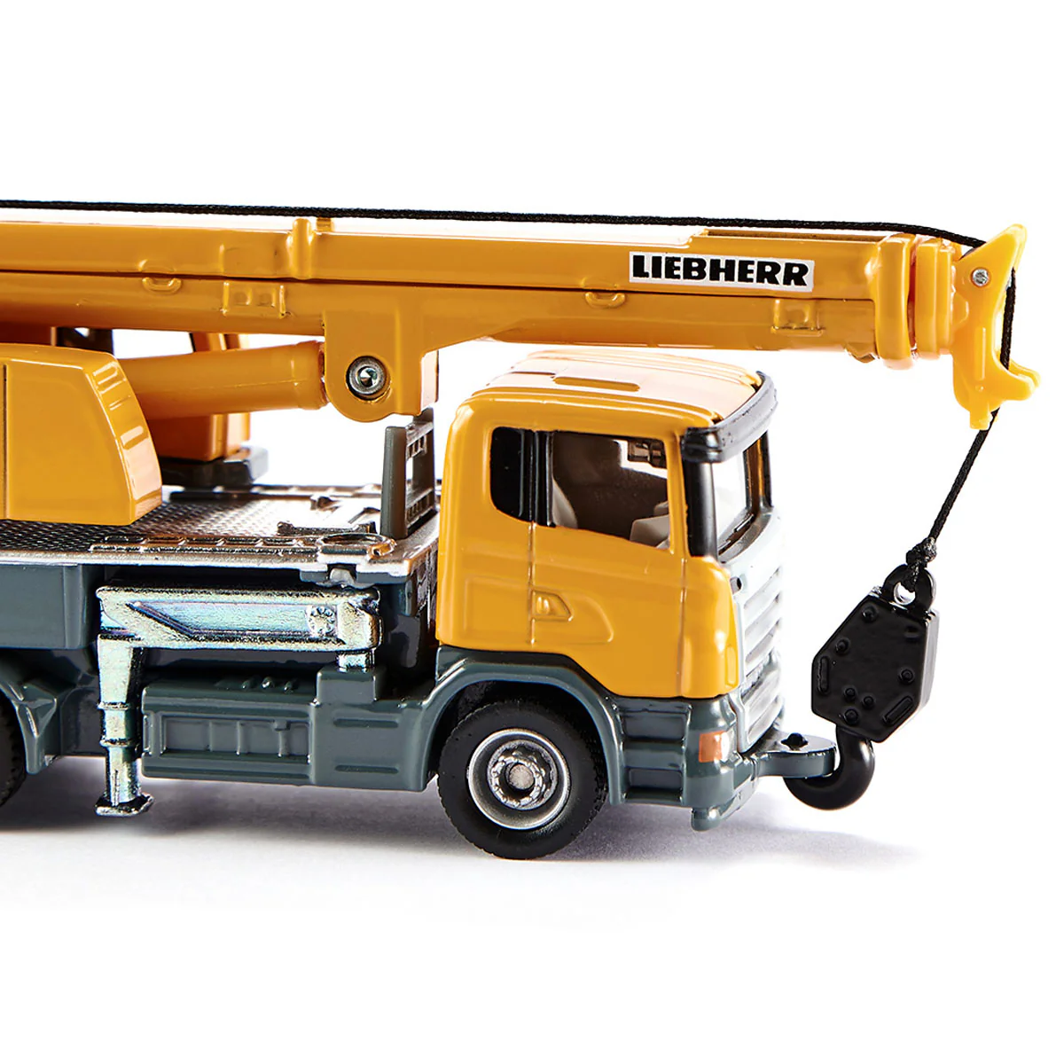 (B&D) 1/87 Liebherr Telescopic Crane Truck - Damaged Box - Image 5