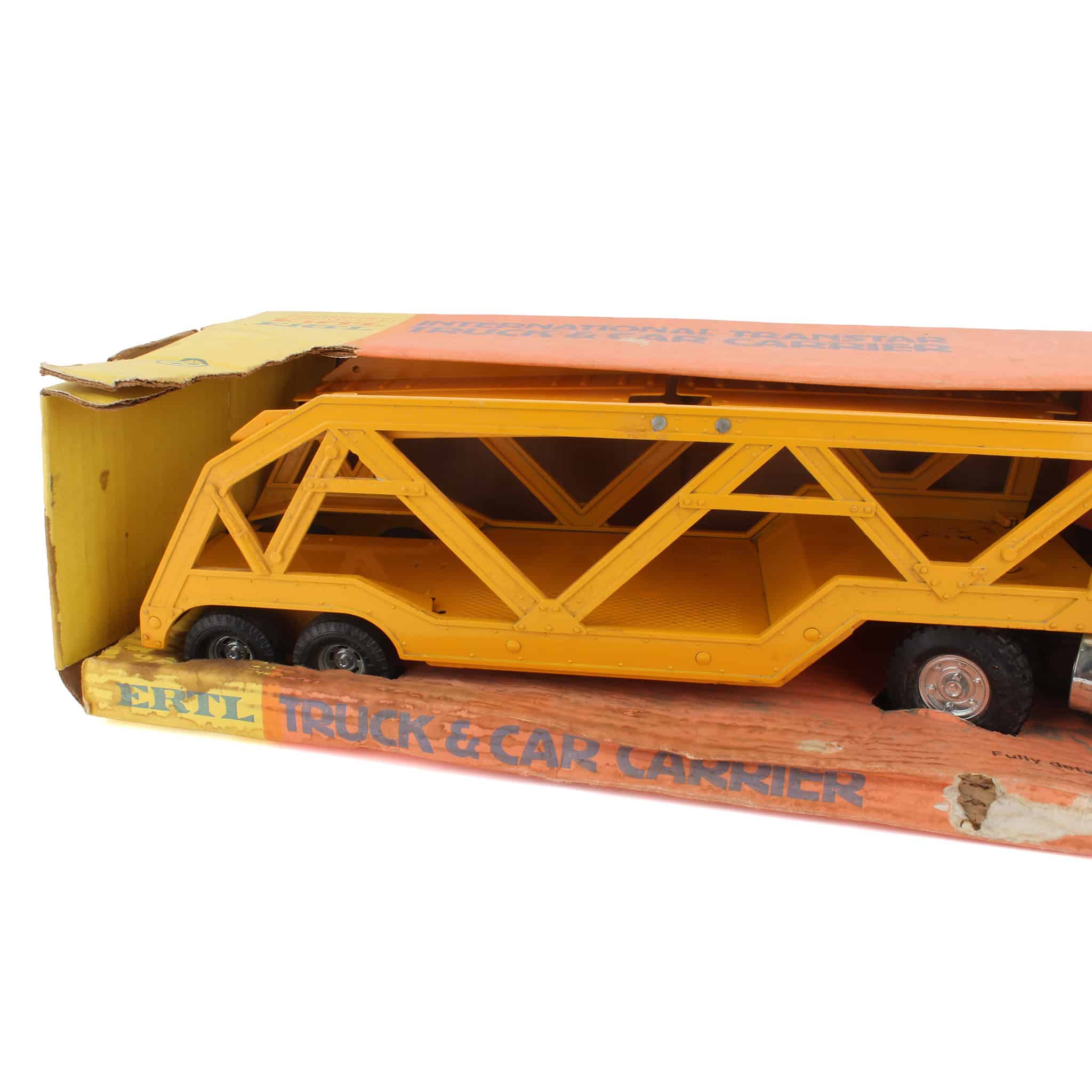(B&D) International Transtar Truck and Car Carrier, Approximate 1/20 Scale by ERTL - Damaged Item, Damaged Box - Image 3