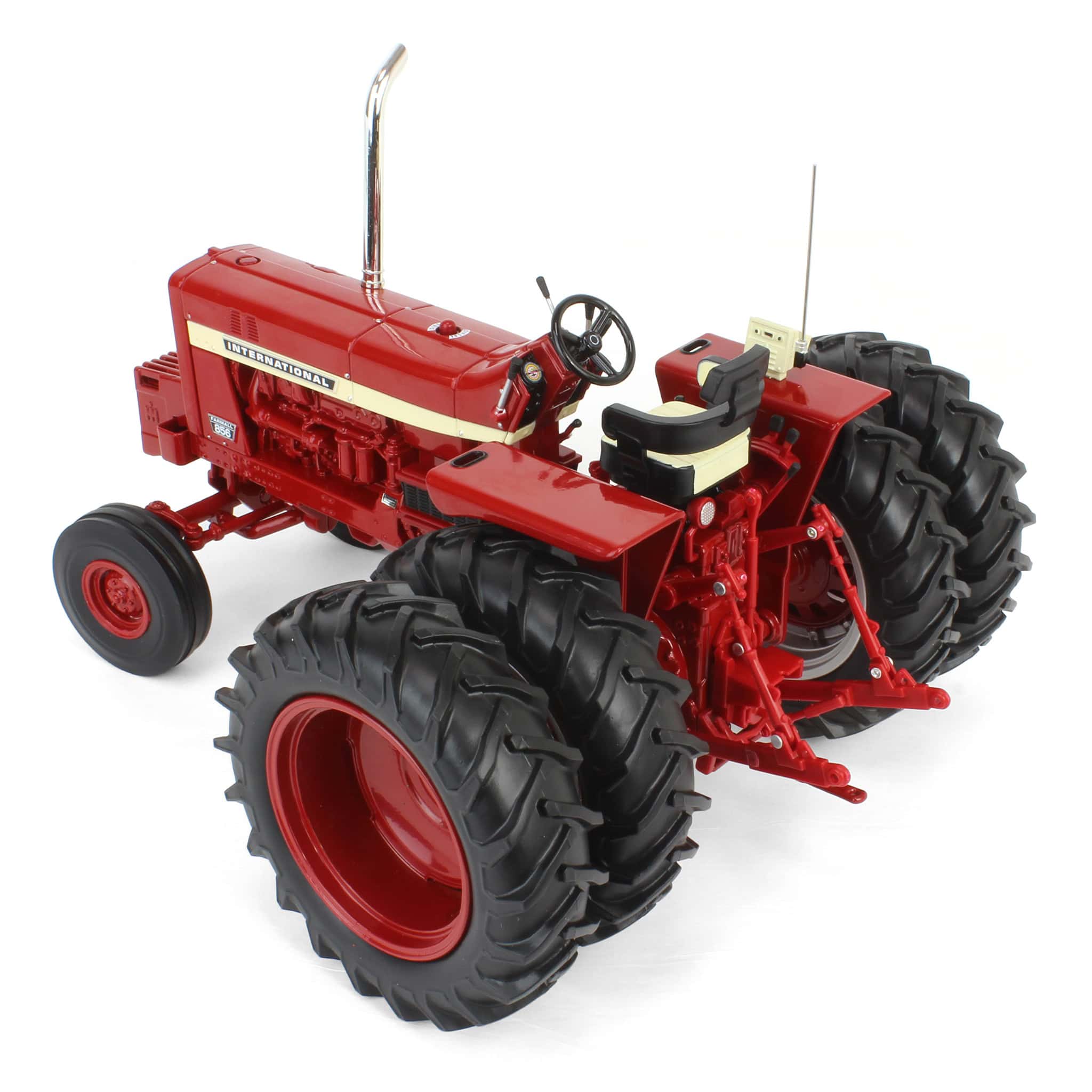 (B&D) 1/16 IH Farmall 856 Tractor, 4th in Outback Toys Exclusive Power Series - Damaged Box - Image 5