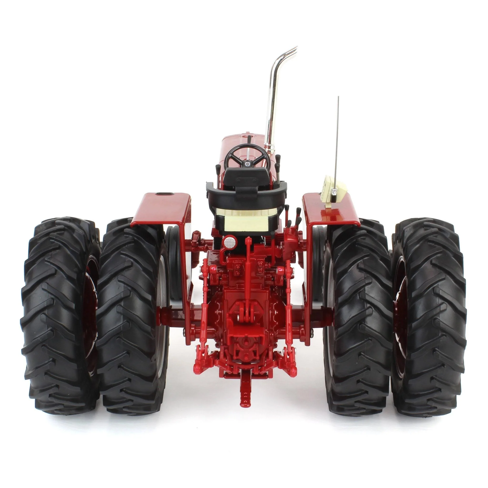 (B&D) 1/16 IH Farmall 856 Tractor, 4th in Outback Toys Exclusive Power Series - Damaged Box - Image 7
