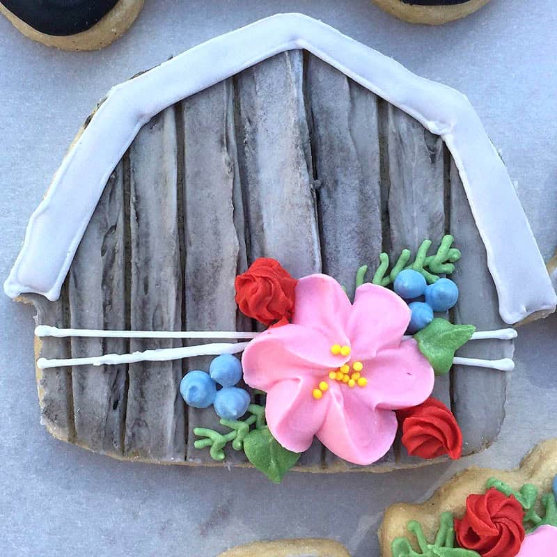 Barn Cookie Cutter - Image 4