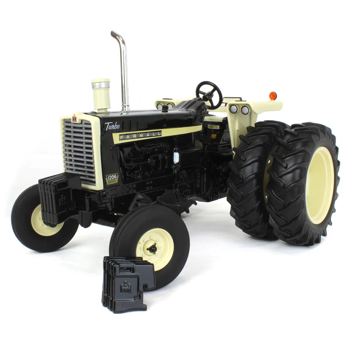 Black Chase Unit ~ 1/16 IH Farmall 1206 Tractor with Rear Duals, ERTL Prestige Collection, 2nd in OBT Exclusive Series - Image 5