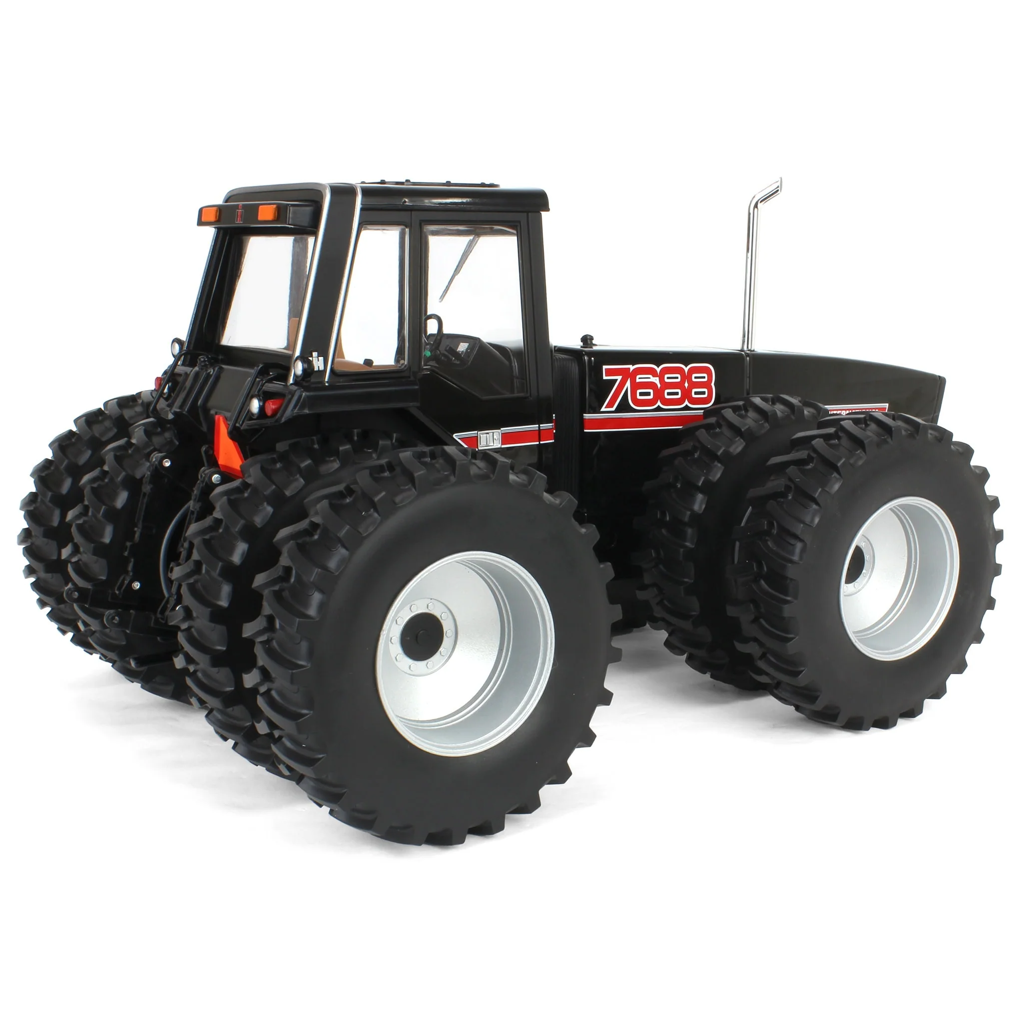 Black Chase Unit ~ 1/16 International 7688 Super 70 Series 2+2 Tractor, 3rd in Outback Toys Exclusive Power Series, ERTL Prestige - Image 3