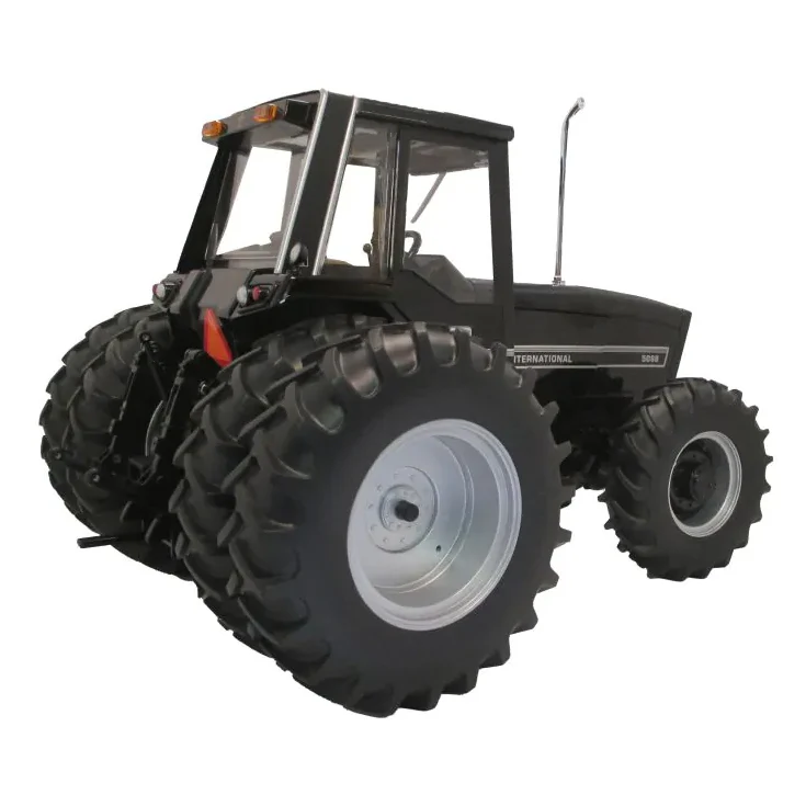 Black Chase Unit ~ 1/16 International Harvester 5088 Tractor, 2025 National Farm Toy Museum - Image 4