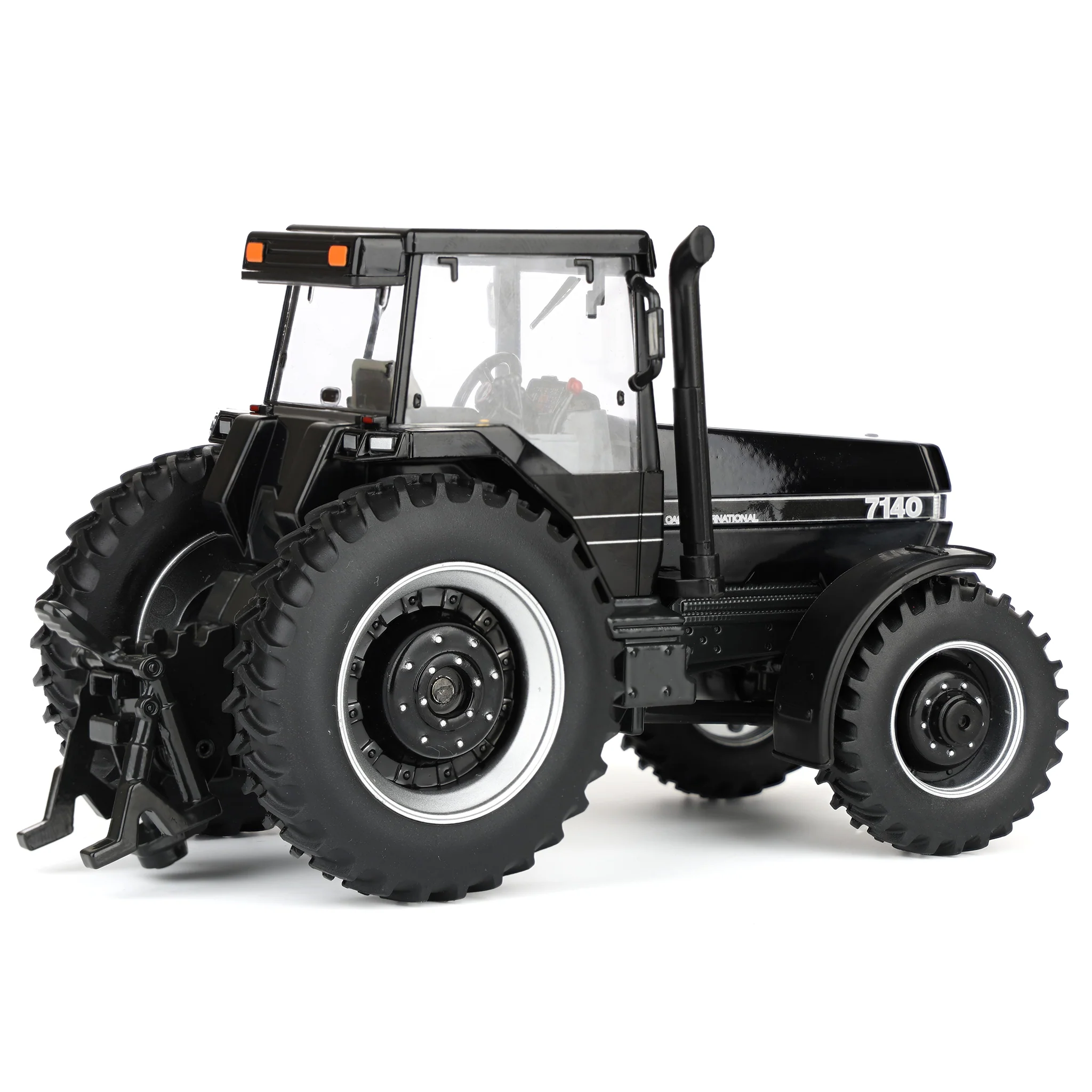 Black Chase Unit ~ 1/32 Case IH Magnum 7140 Tractor, Limited Edition by Britains - Image 3