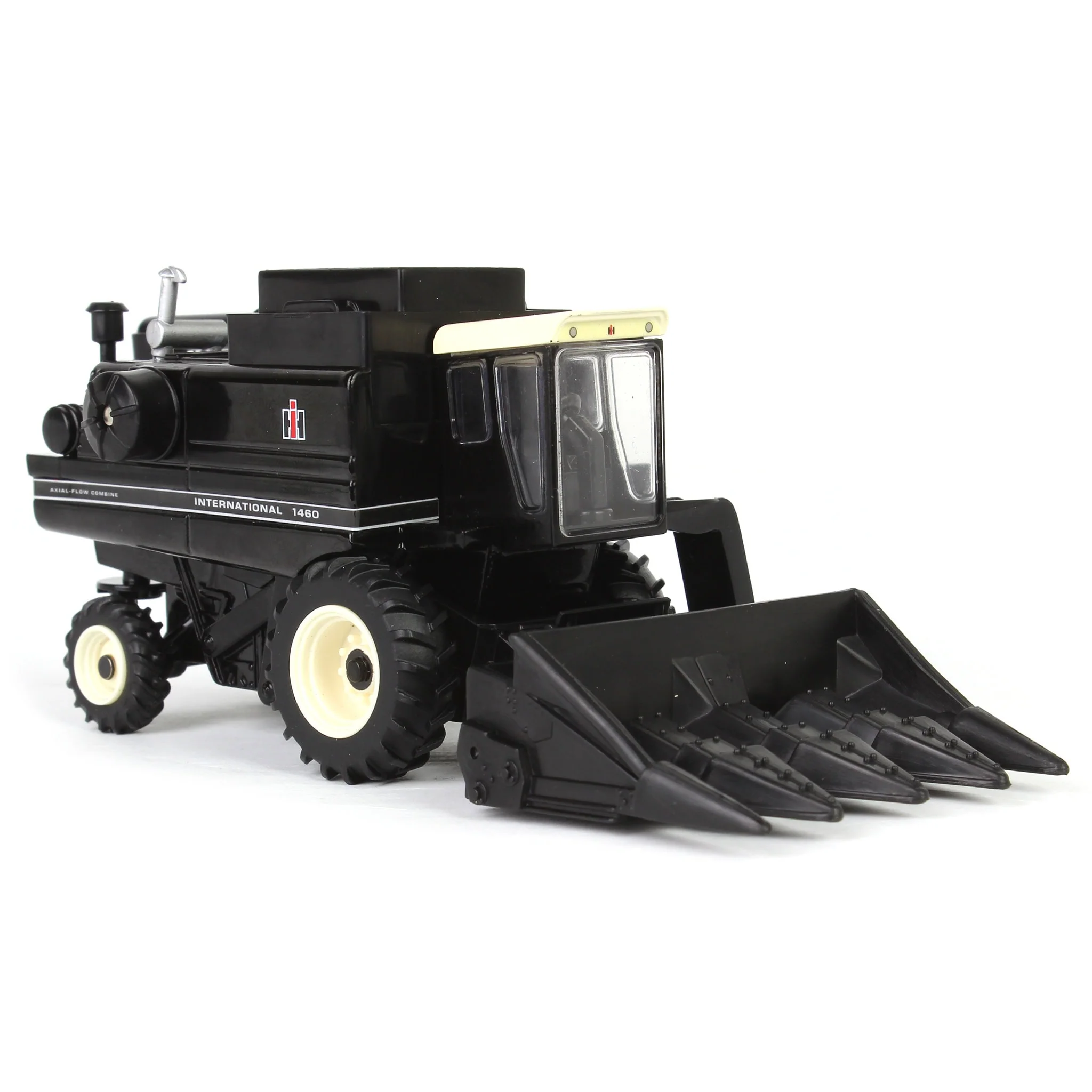 Black Chase Unit ~ 1/64 International 1460 Combine with Rear Wheel Assist, Corn Head & Grain Head by ERTL - Image 2