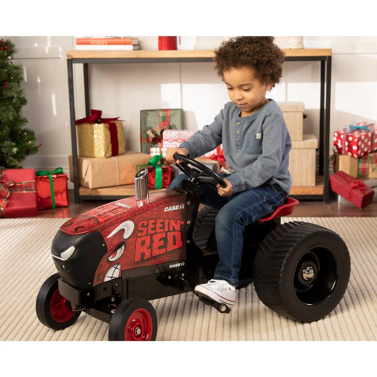 Case IH Magnum Seein' Red Pulling Pedal Tractor by ERTL - Image 8