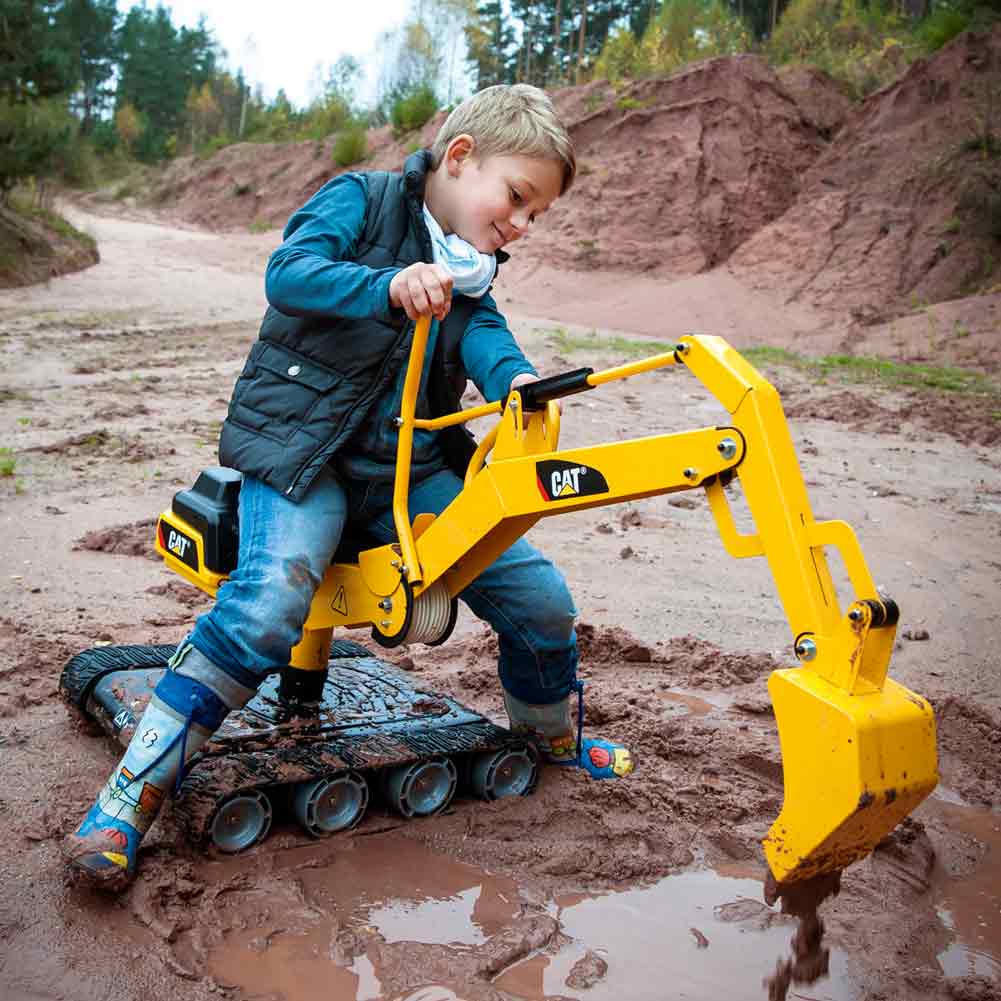 CAT Metal Ride-On Excavator with Tracks - Image 3