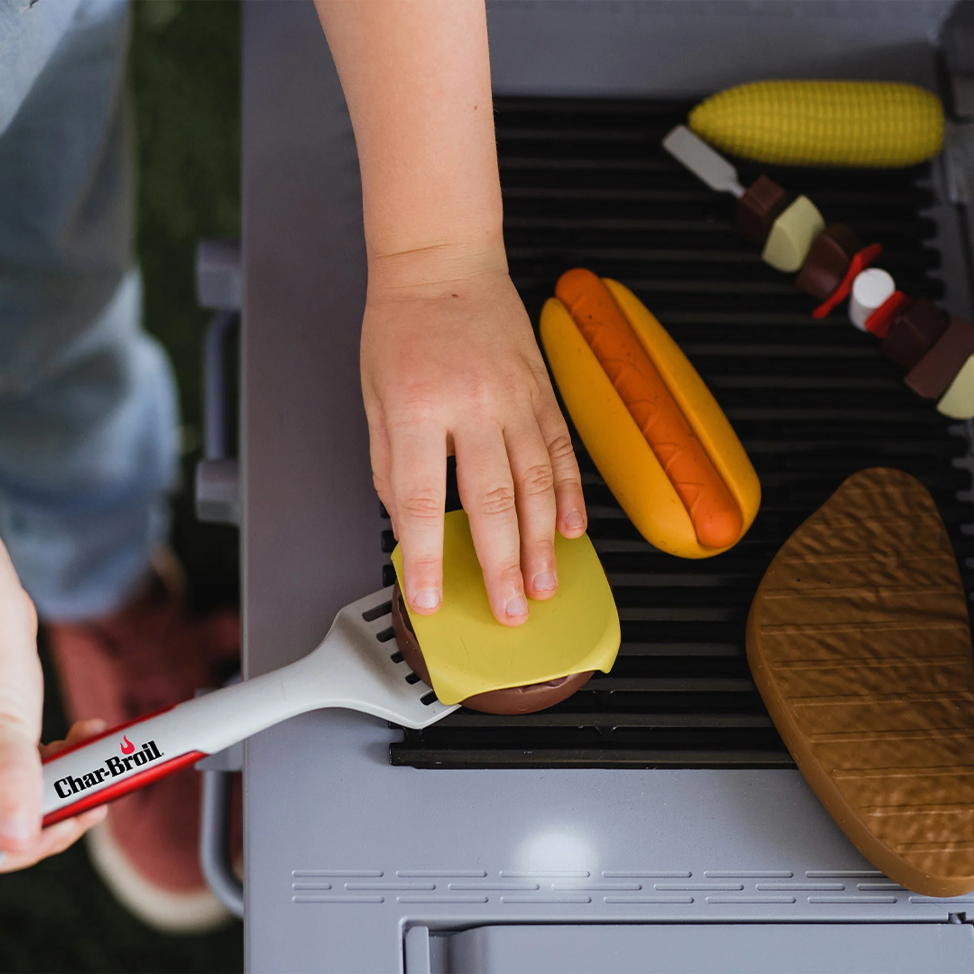 Char-Broil Kids Barbecue Set - Image 4