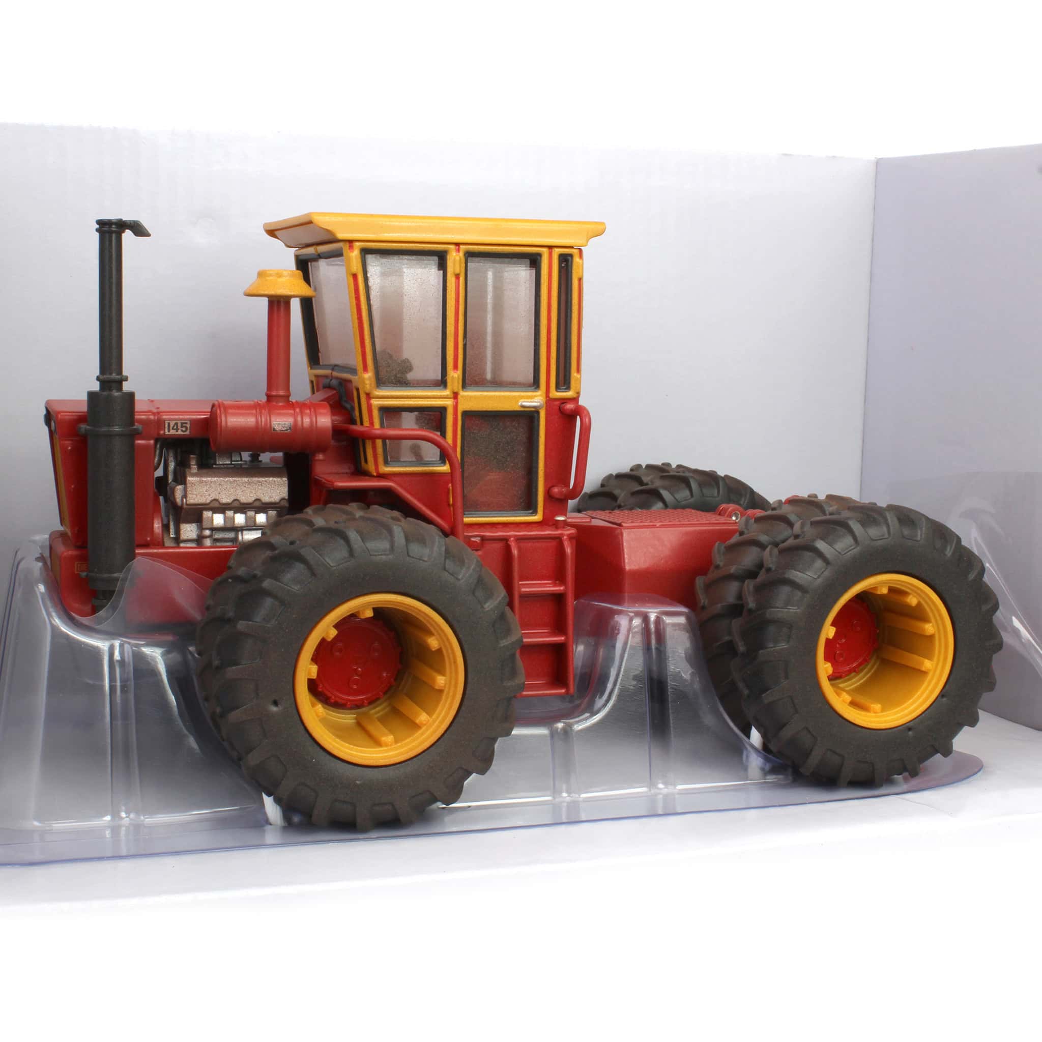 Dusty Chase Unit ~ 1/32 Versatile 145 Tractor with Front & Rear Duals, ERTL Prestige Collection - Image 2
