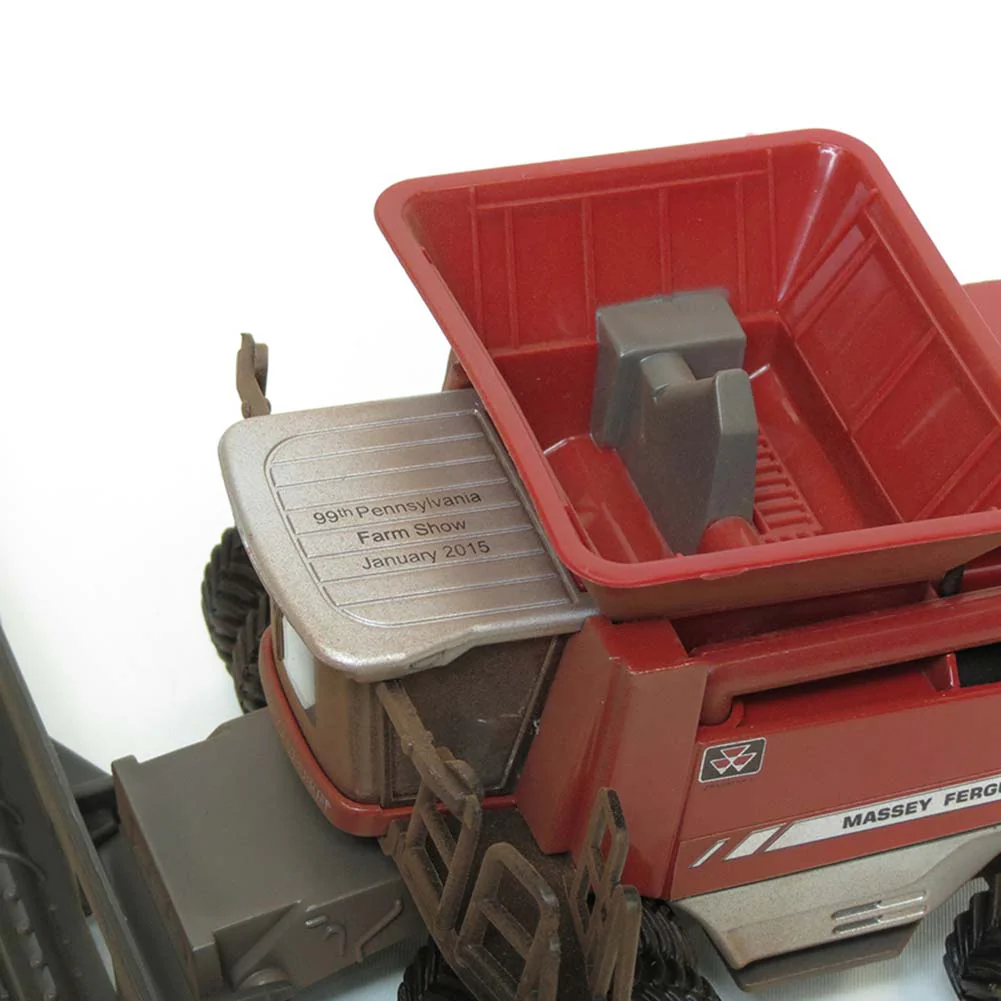 Dusty Version ~ 1/64 Massey Ferguson 9795 Combine, 2015 PA Farm Show by ERTL - Image 6
