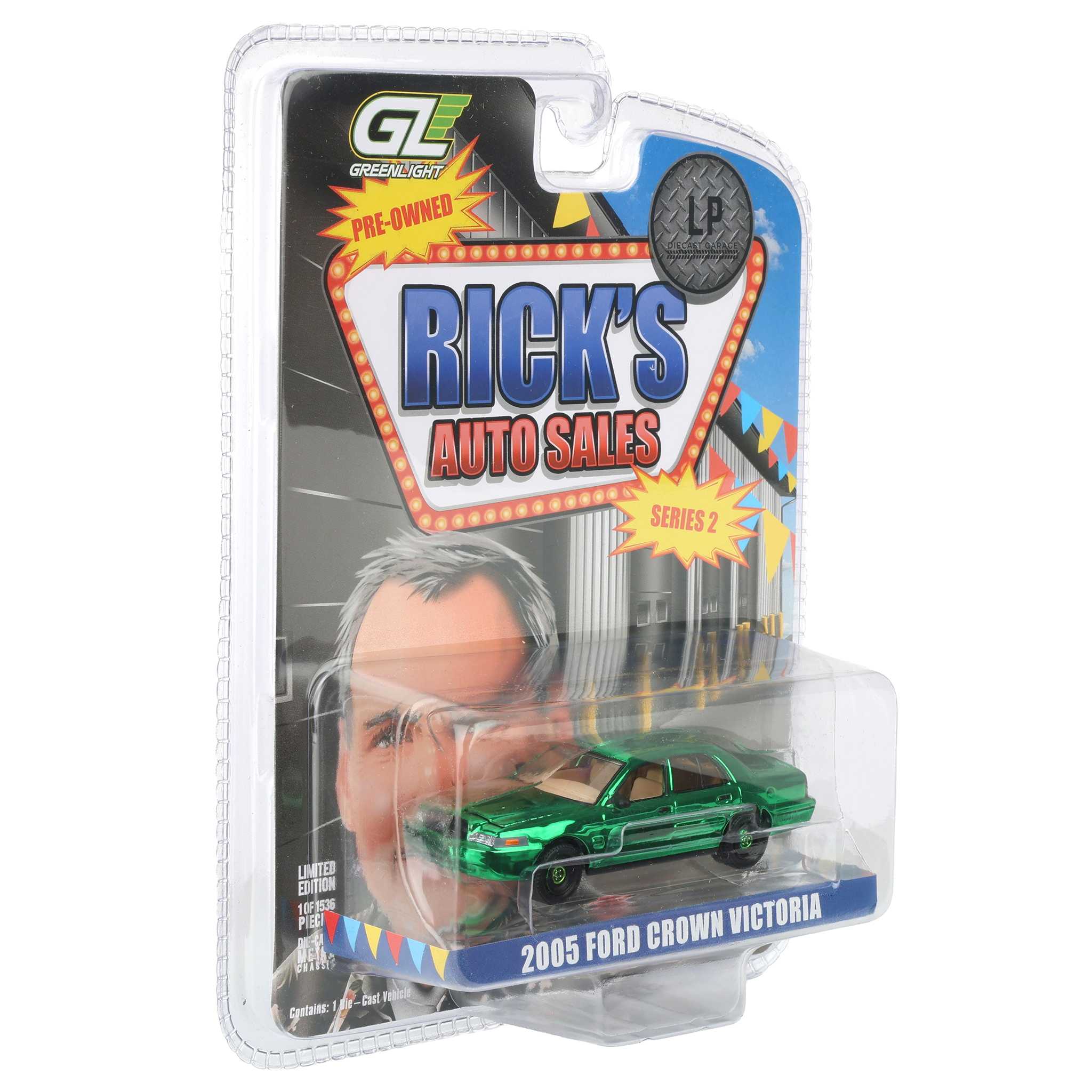 Green Chrome Chase Unit ~ 1/64 2005 Ford Crown Victoria Ex-Cop Car, Rick's Auto Sales Series 2 by GreenLight Collectibles - Image 2