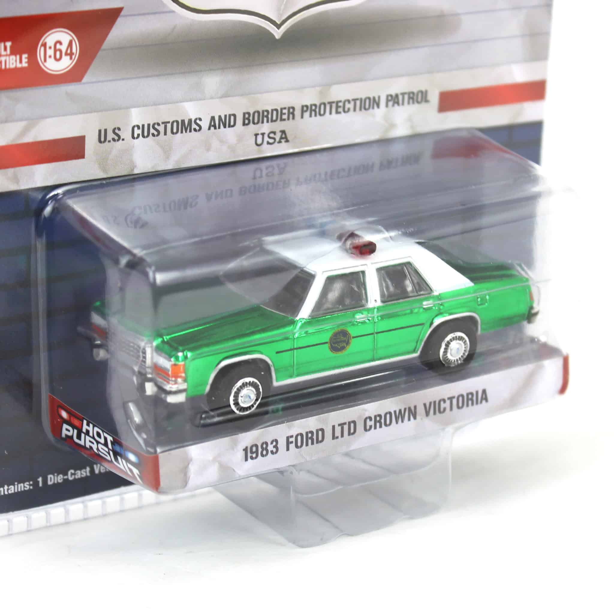 Green Chrome Super Chase ~ 1/64 1983 Ford LTD Crown Victoria, US Customs & Border Patrol, Hot Pursuit Special Edition - Image 2