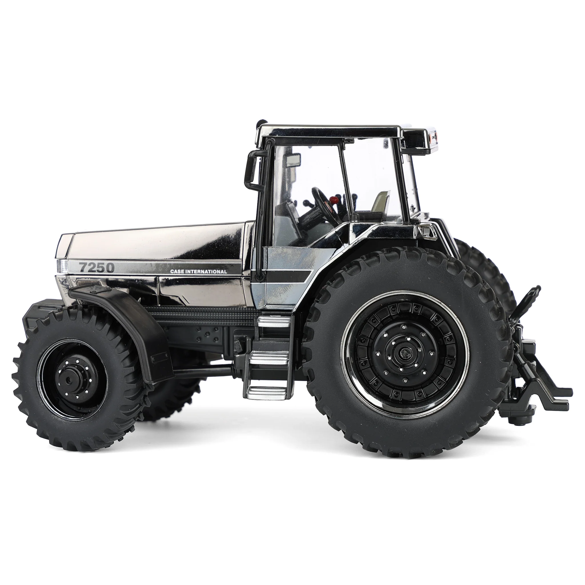 Gun Metal Chrome ~ 1/32 Case IH Magnum 7250 Tractor, Limited Edition by Britains - Image 4