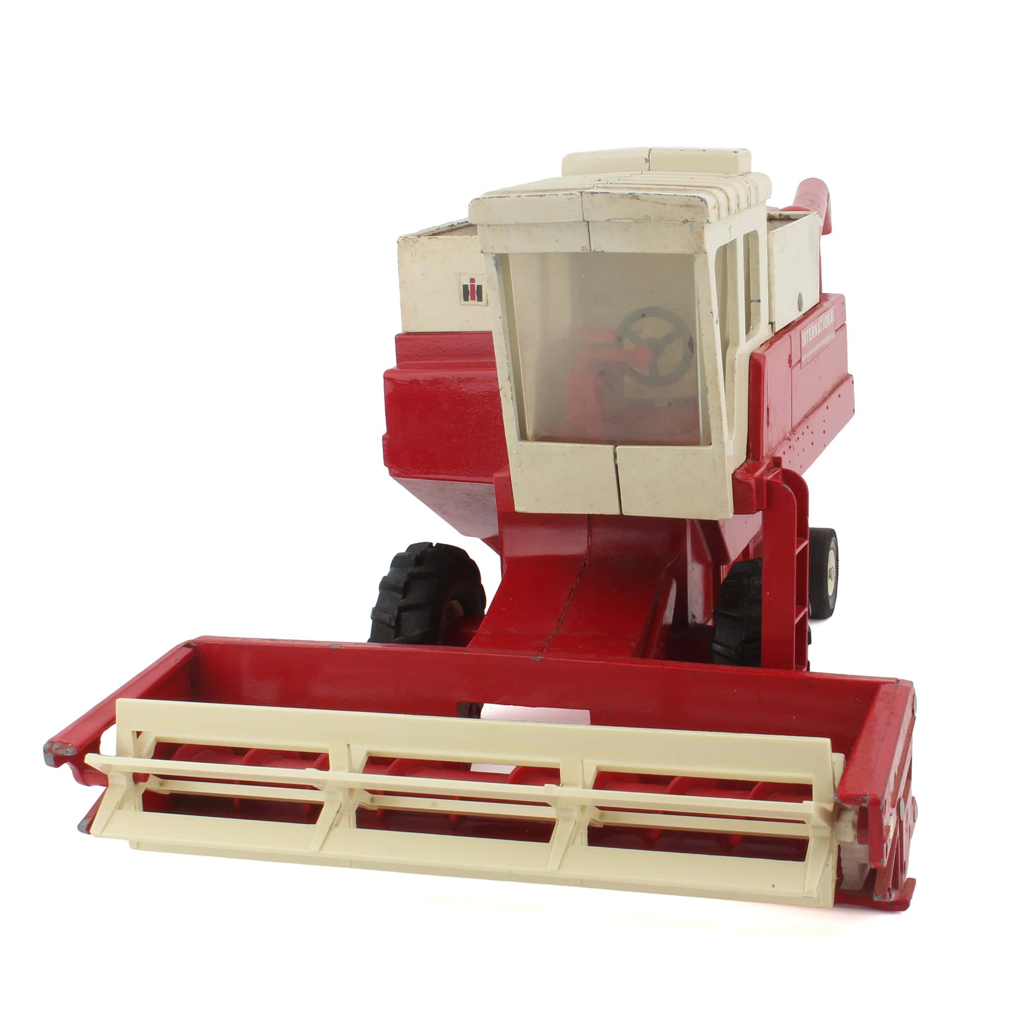 International Hydrostatic Combine with Grain Head by ERTL - Image 4