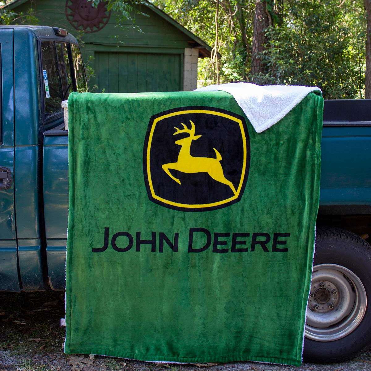 John Deere Logo 50in x 70in Fleece Sherpa Throw Blanket - Image 4