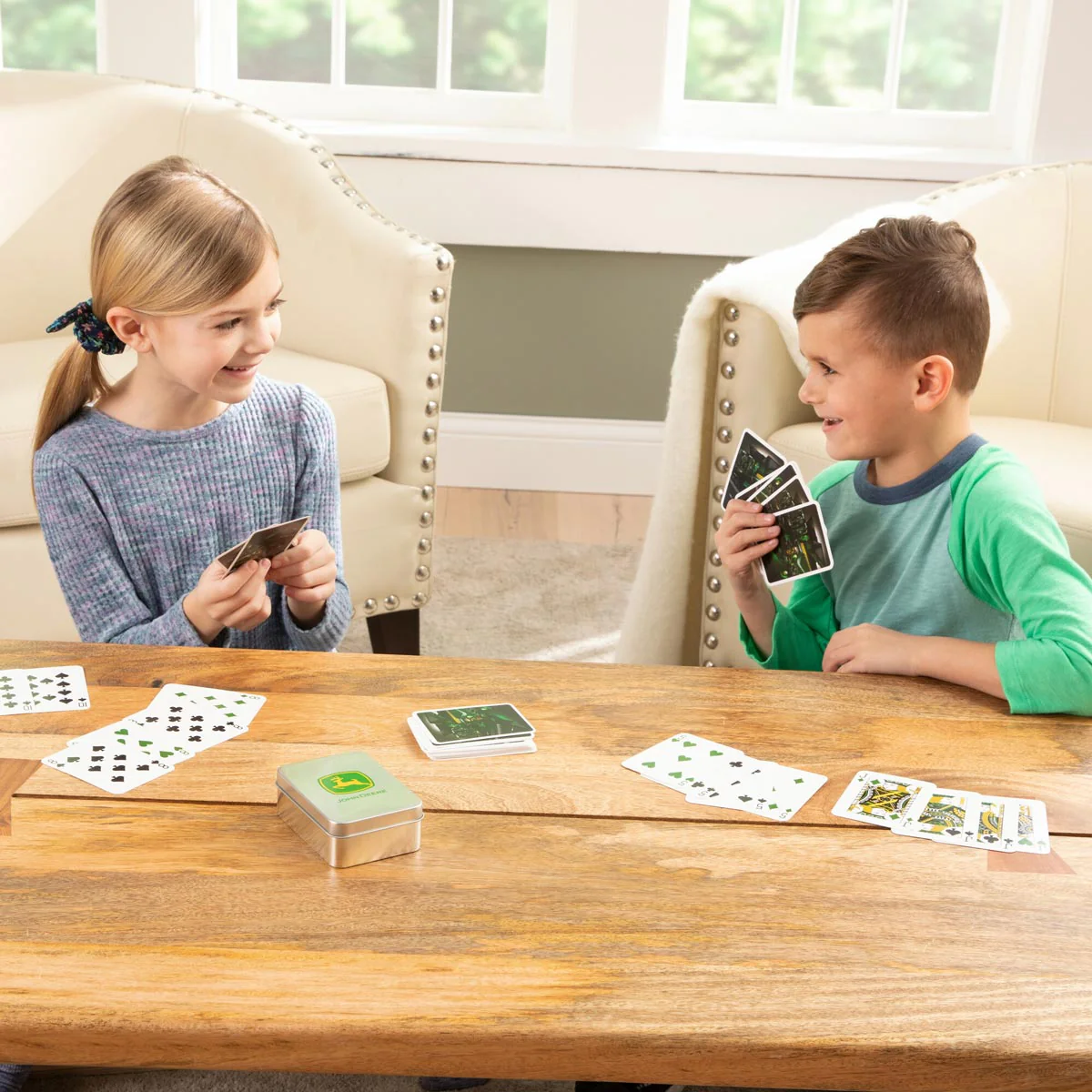 John Deere Playing Cards with Collectors Tin - Image 2