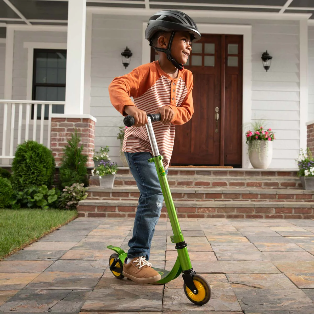 John Deere Scooter with Light Up Wheels - Image 11