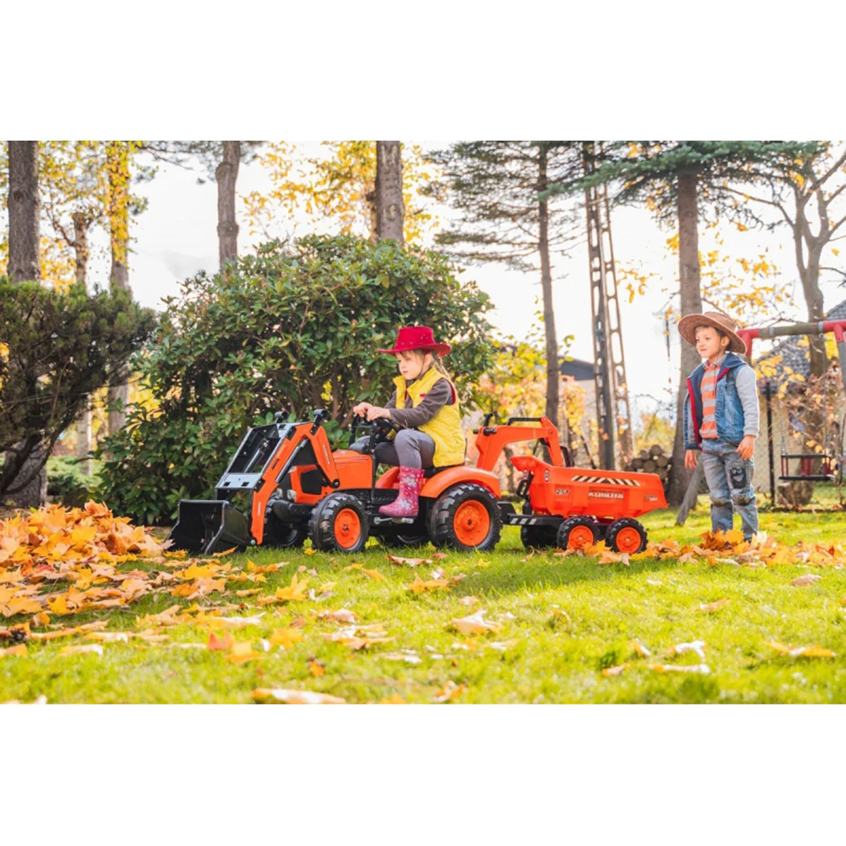 Kubota M135GX Pedal Backhoe with Front Loader, Rear Excavator & Trailer - Image 8