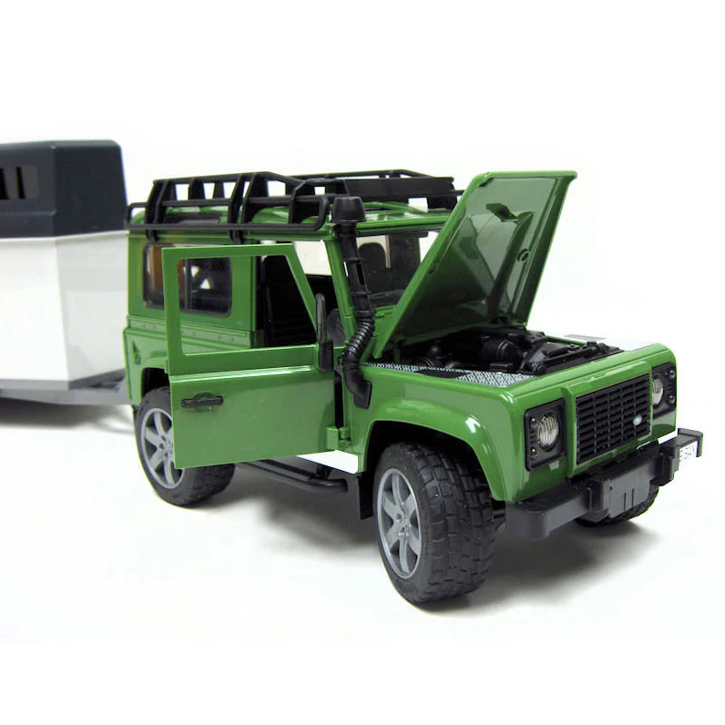 Land Rover Defender SUV with Horse Trailer and Horse by Bruder - Image 3