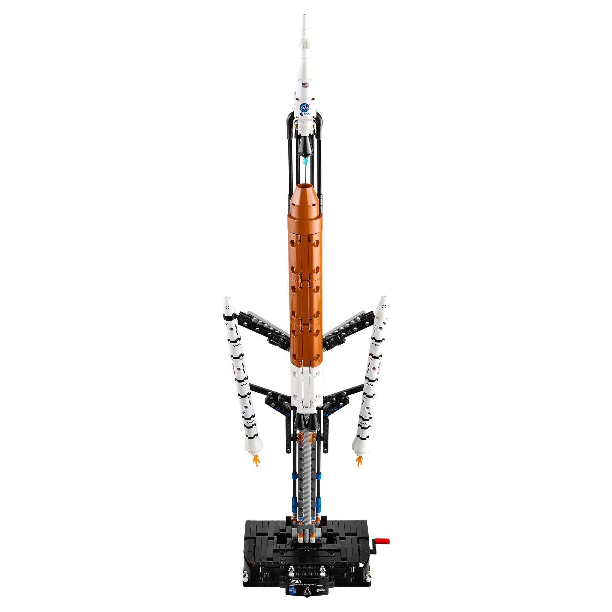LEGO® Technic™ NASA Artemis Space Launch System with Rocket, 632 Pieces - Image 2