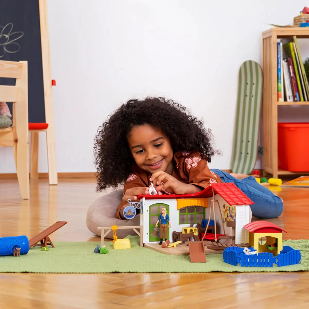 Pet Hotel Playset with Animals by Schleich - Image 3