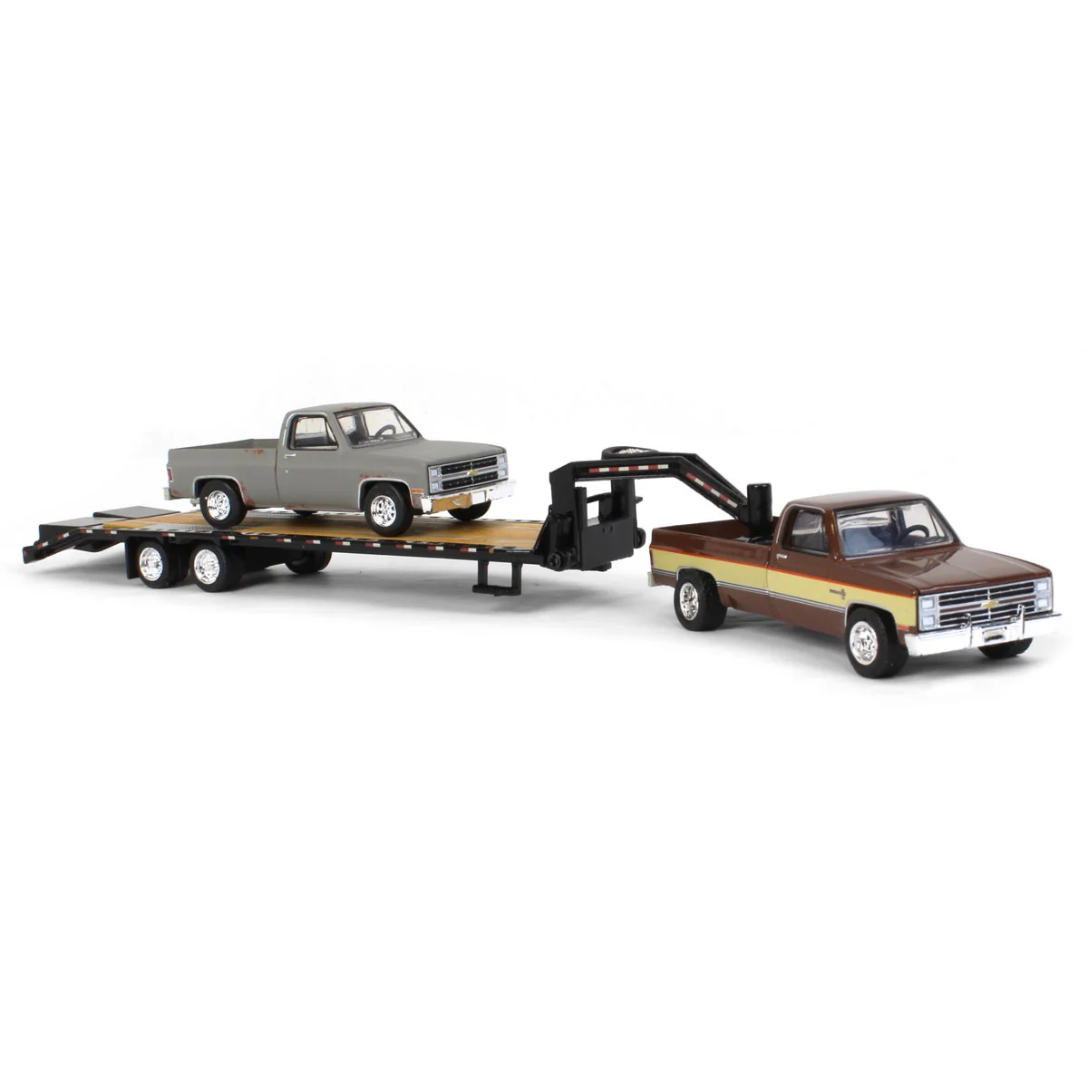 Set of 3 Color Variations ~ 1/64 Chevy K-30 Longbed w/ Gooseneck & Project Truck, Greenlight Exclusive - Image 4