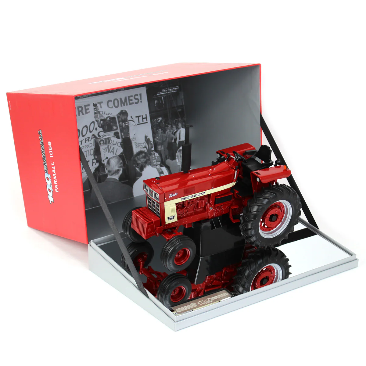 Set of 4 ~ 1/16 Limited Edition Farmall 100th Anniversary Tractors - Image 8