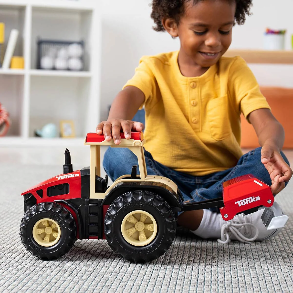 Tonka Steel Classics Retro Cab Tractor with Red Plow - Image 4