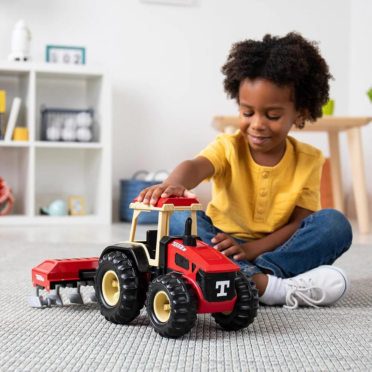 Tonka Steel Classics Retro Cab Tractor with Red Plow - Image 5