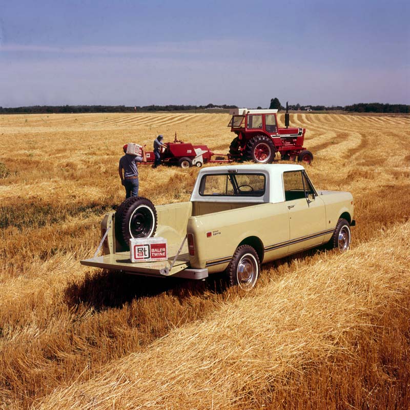 Updated International Scout Encyclopedia: The Authoritative Guide to IH's Legendary 4x4 - Image 4